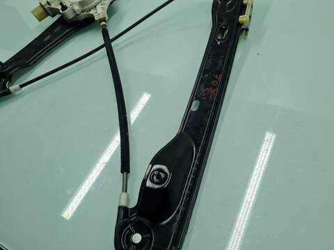 Foto 2ª: Elevalunas Eléctrico Delantero Izquierdo Bmw Serie 3 315 320D BERLINA 177CV 130KW [N47D20A] (2007)