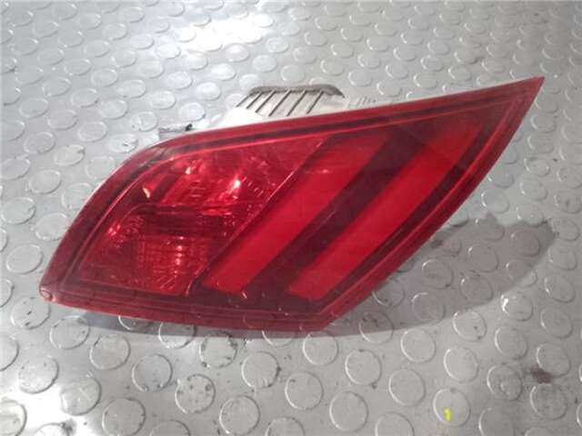 Piloto Portón Derecho Peugeot 308 1.6 STYLE [1.6 LTR. - 88 KW BLUE-HDI FAP]