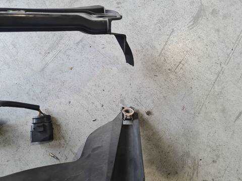 Foto 3ª: Panel Frontal Audi A4 2.5 TDI AVANT 163CV 120KW [BDG] (2005)