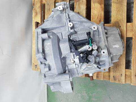 Foto 2ª: Caja Cambios Seat Arona 1.0 TSI STYLE (2020)