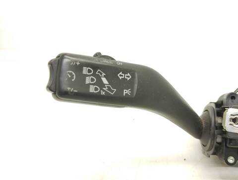 Foto 2ª: Mando Multifuncion Skoda Octavia ACTIVE BERLINA 105CV 77KW [BXE] (2010)
