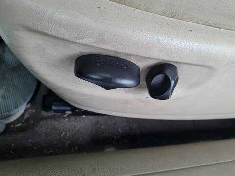 Foto 3ª: Asiento Delantero Izquierdo Jaguar X Type 2.0 V6 EXECUTIVE 156CV 115KW [YB] (2004)