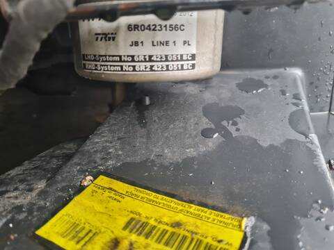 Foto 2ª: Bomba de Direccion Volkswagen Polo ADVANCE 90CV 66KW [CAYB] (2012)