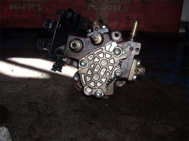 Foto 3ª: Bomba Inyeccion Peugeot 407 1.6 BUSINESS LINE [1.6 LTR. - 80 KW HDI FAP CAT (9HZ - DV6TED4)] [9HY]