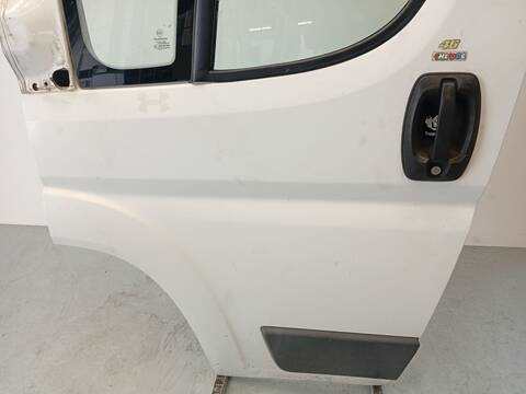Foto 2ª: Puerta Delantera Izquierda Peugeot Boxer 2.2 HDI 120 120CV 88KW FURGONETA [4HU] (2010)