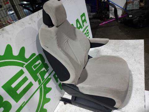 Foto 2ª: Asiento Delantero Derecho Citroen C4 EXCLUSIVE AUT. 109CV [9HZDV6TED4] (2006)