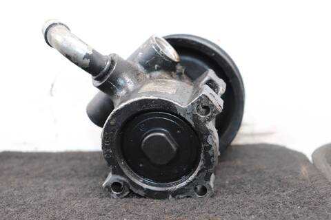 Foto 3ª: Bomba de Direccion Jeep Grand Cherokee 2.7 CRD LAREDO 163CV 120KW (2001)