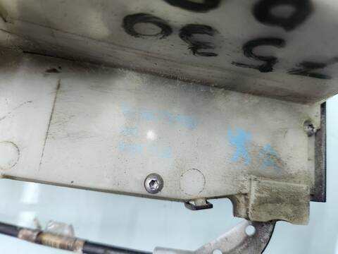 Foto 3ª: Cerradura Puerta Delantera Derecha Peugeot 208 ACCESS 68CV 50KW [8H01] (2012)