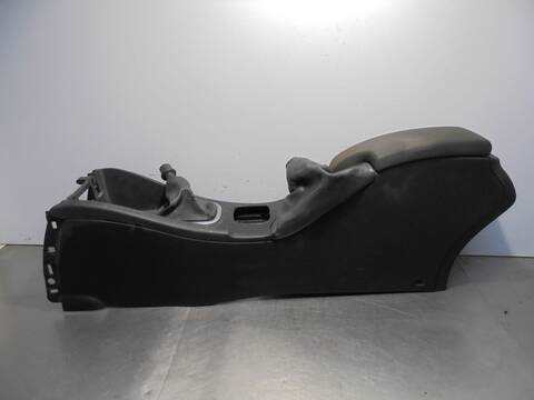 Foto 3ª: Consola Central Renault Megane BUSINESS 110CV 81KW III SPORT TOURER [K9K J8] (2012)