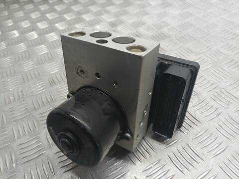 Foto 2ª: Abs Volvo S60 2.4 D BERLINA 163CV 120KW [D5244T] (2004)