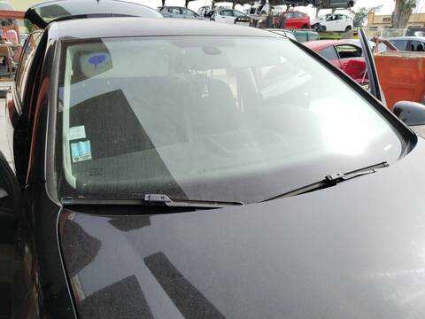 Luna parabrisas Volkswagen Golf BKC
