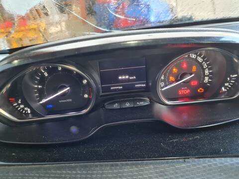 Cuadro de Instrumentos Peugeot 2008 ALLURE 114CV 84KW