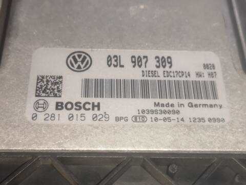 Centralita Motor ECU Volkswagen Passat CBAB