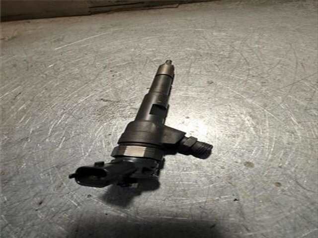 Foto 3ª: Inyectores Dacia Sandero 1.5 AMBIANCE MUSIC [1.5 LTR. - 55 KW DCI DIESEL FAP CAT] [K9K892]