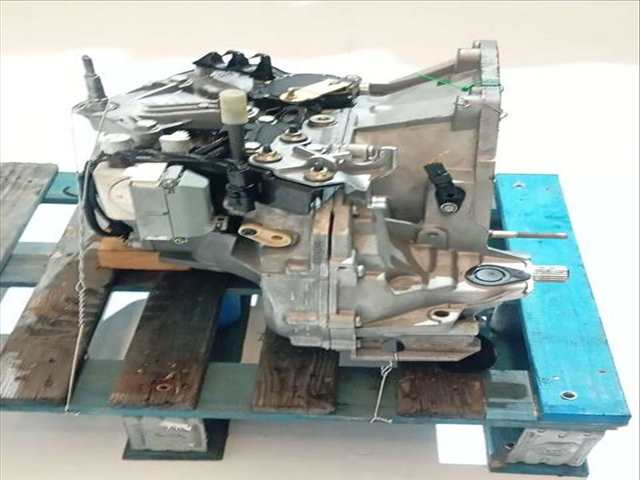 Foto 2ª: Caja Cambios Automatica Renault Megane CONFORT DYNAMIQUE BERLINA 101CV 74KW II BERLINA 5P AUT. [K9K729] (2004)