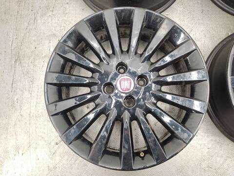 Foto 2ª: Juego LLantas Fiat Grande Punto 1.3 D MULTIJET 75CV 55KW [199A2000] (2006)