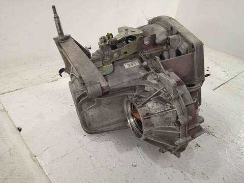 Foto 3ª: Caja Cambios Renault Laguna 1.9 DCI DIESEL 120CV 88KW [F9Q750] (2001)