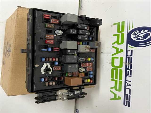 Caja Reles Fusibles Opel Insignia SPORT 131CV 96KW