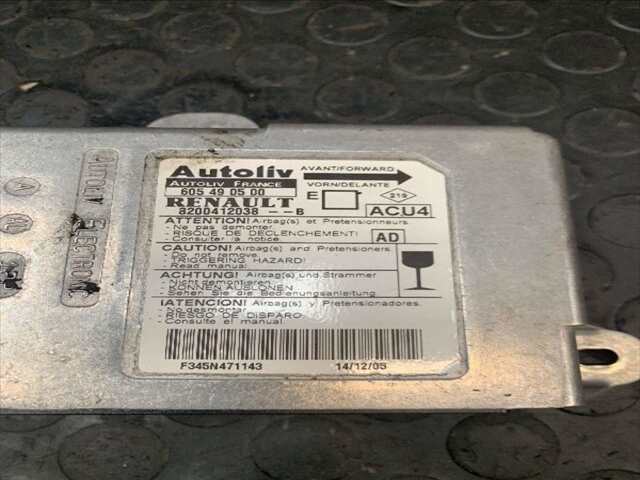 Foto 2ª: Centralita Airbag Renault Megane 1.900 DCI130CV/96KW COUPE II COUPE/CABRIOLET EM DESDE 09/2003 [F9Q 804] (2006)