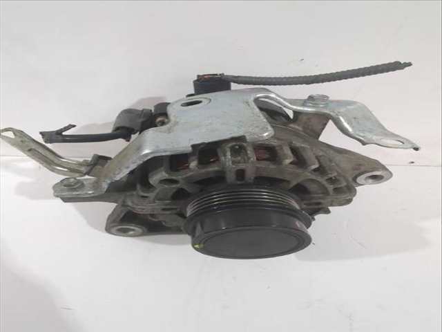 Foto 2ª: Alternador Toyota Yaris ACTIVE 112CV [2NRFKE] (2017)