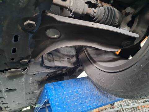 Brazo Suspension Delantero Izquierdo Dacia Sandero 1.0 TCE 90 91CV 67KW