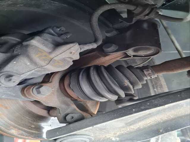 Mangueta Delantera Derecha Dacia Sandero STEPWAY EXPRESSION 91CV 67KW