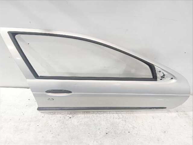 Foto 2ª: Puerta Delantera Derecha Renault Megane 1.6 16V LA00 LA04 LA0B LA11 LA16 LA19 LA1J LA1K ... 107CV [K4M 700 K4M 701 K4M 706 K4M 708 K4M 709] (1996)