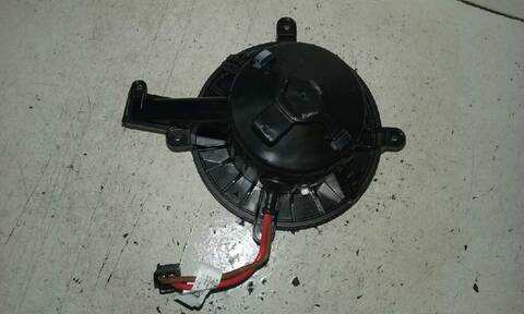 Foto 2ª: Calefacción Mercedes Clase V 200 V 200/220 CDI 250 CDI/BT AVANTGARDE 447.813) 163CV 120KW (2014)