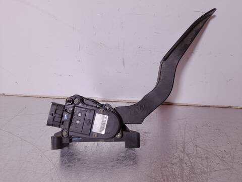 Foto 3ª: Pedal Freno Kia Carnival 2.9 CRDI VGT ACTIVE 185CV 136KW [D-J3] (2008)
