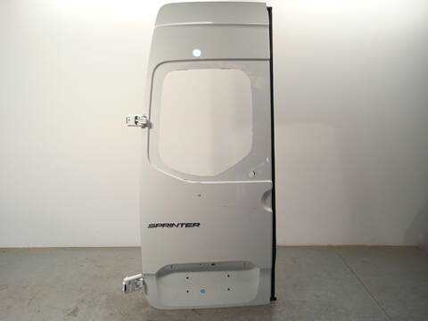 Puerta Trasera Izquierda Mercedes Sprinter 419 CDI RWD 907.643 907.645 907.647) 190CV 140KW FURGONETA
