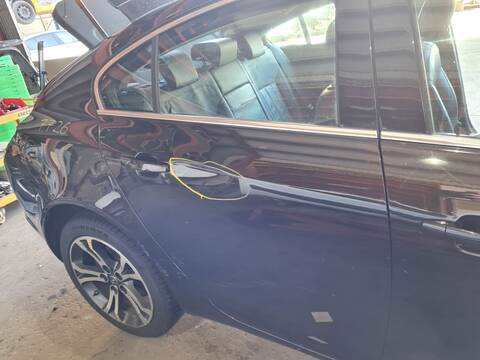 Puerta Trasera Derecha Opel Insignia EXCELLENCE BERLINA 140CV 103KW