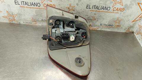 Foto 4ª: Piloto Trasero Izquierdo Mercedes Clase ML 320 3.0 CDI W164) 224CV 165KW 164.122) [OM642940] (2005)