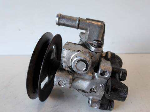 Foto 2ª: Bomba de Direccion Hyundai Accent GL 4P 102CV