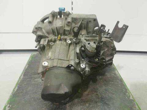 Foto 3ª: Caja Cambios Renault Megane CONFORT AUTHENTIQUE BERLINA 113CV 83KW II CLASSIC BERLINA [K4MT760] (2005)