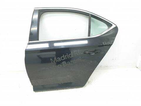 Puerta Trasera Izquierda Skoda Superb ACTIVE