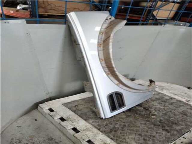 Foto 3ª: Aleta Delantera Derecha Land Rover Discovery 2.7 V6 TD EDITION 60 YRS [2.7 LTR. - 140 KW TD V6 CAT] [276DT]