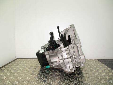 Foto 3ª: Caja Cambios Nissan Micra HR12 (2017)