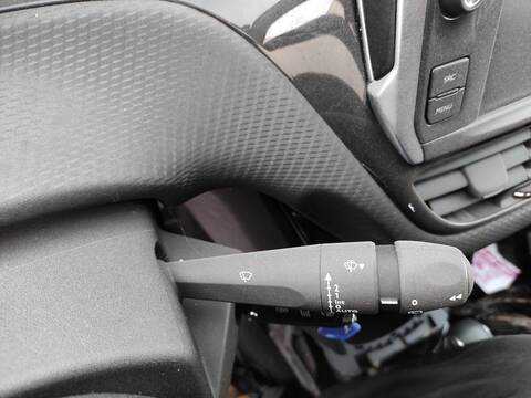 Mando Multifuncion Peugeot 2008 HN05