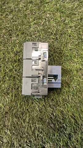 Foto 4ª: Caja Reles Fusibles Peugeot 508 2.0 D SW HDI [RH02] (2012)