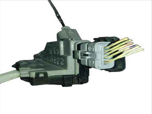 Cerradura Puerta Trasera Derecha Citroen C5 2.0 HDI 180