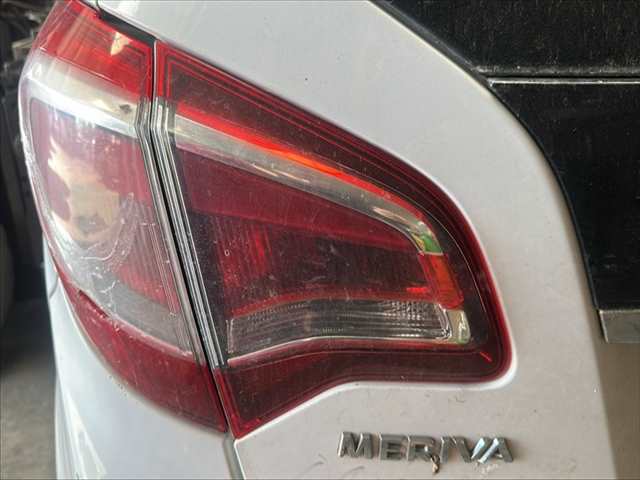 Piloto Portón Izquierdo Opel Meriva 1.6 CTDI