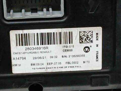 Foto 3ª: Sistema GPS Renault Clio EXPERIENCE 101CV 74KW [K9K876] (2021)