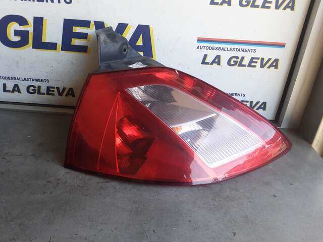Piloto Trasero Izquierdo Renault Megane 1.9 DCI 120CV II 3/5 PUERTAS BM/CM DESDE 10/2002