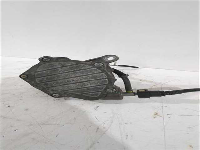 Foto 3ª: Depresor Freno Bomba Vacio Toyota Corolla 2.2 D-4D AUR10_) 177CV [2AD-FHV] (2004)