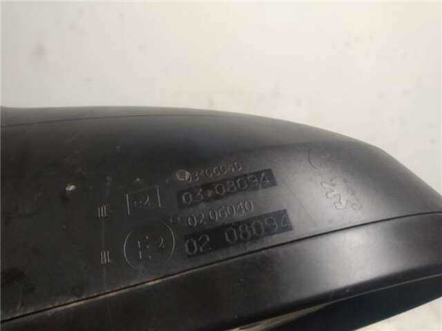 Foto 3ª: Retrovisor Izquierdo Peugeot 308 1.6 CONFORT [1.6 LTR. - 80 KW HDI FAP CAT (9HZ - DV6TED4)] [9HZ (DV6TED4)]