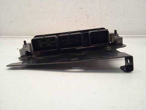 Foto 2ª: Centralita Motor ECU Renault Megane 1.5 DCI DIESEL BERLINA 106CV 78KW III BERLINA 5 P [K9K832] (2011)