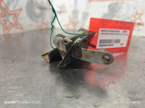 Foto 2ª: Maneta Exterior Portón Land Rover Discovery TDI 3-PTAS.) 113CV 83KW [D21L] (1998)