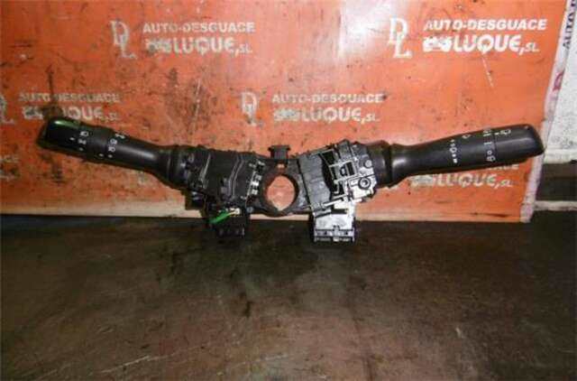 Foto 3ª: Mando Multifuncion Toyota Yaris 1.5 TS [1.5 LTR. - 77 KW 16V CAT] [1NZ-FE]