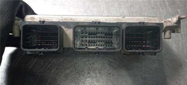 Foto 3ª: Centralita Motor ECU Peugeot 307 1.6 BREAK XR [1.6 LTR. - 80 KW 16V CAT (NFU - TU5JP4)] [NFU (TU5JP4)]