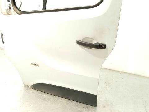 Foto 4ª: Puerta Delantera Izquierda Opel Vivaro 1.6 CDTI 05) 116CV 85KW FURGONETA [R9M408] (2015)